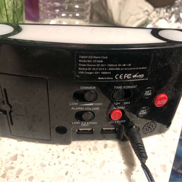 Alarm Clock Large Number Digital LED Display with Dimmer Night Light USB Easy - Picture 7 of 12